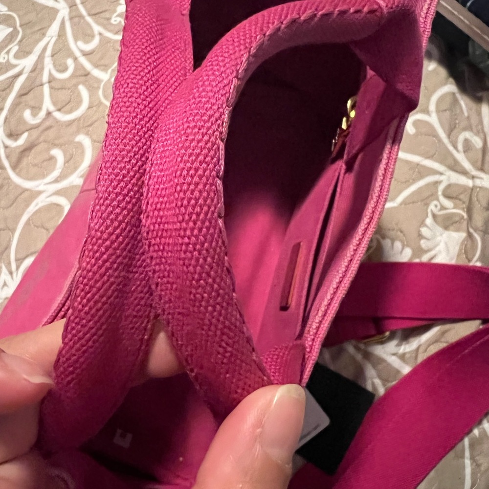Small size authentic Prada canapa - Picture 15 of 17